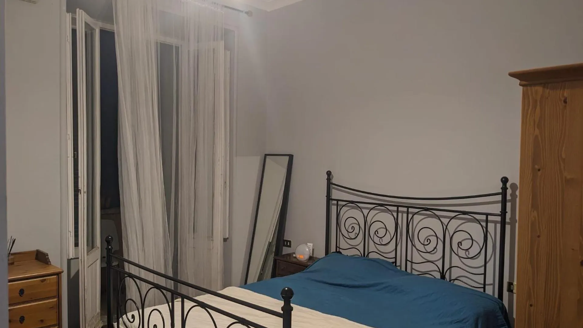 Holiday Colosseum Rome Bed & Breakfast